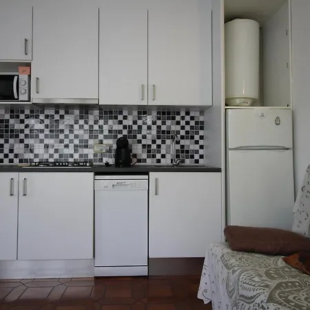 Centrico A 20m De La Playa Del Puerto Con Tv, Aire Acondicionado Y Terraza - Es-228-189 Llanca